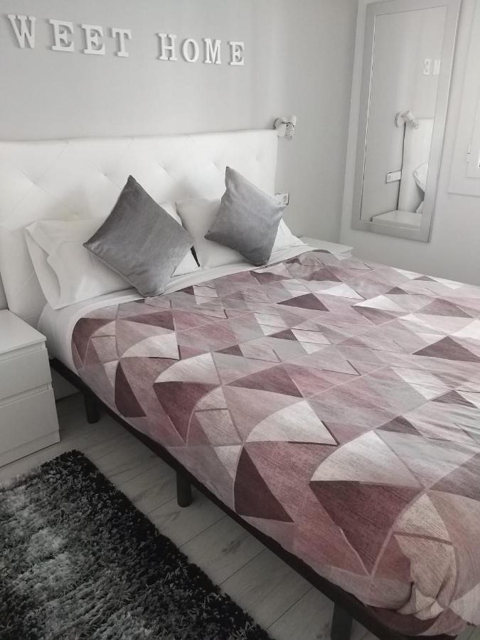 Family Deluxe Apartment Beach Кастельдефельс Экстерьер фото